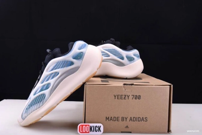 YEEZY ADIDAS GY0260 700 V3 0711